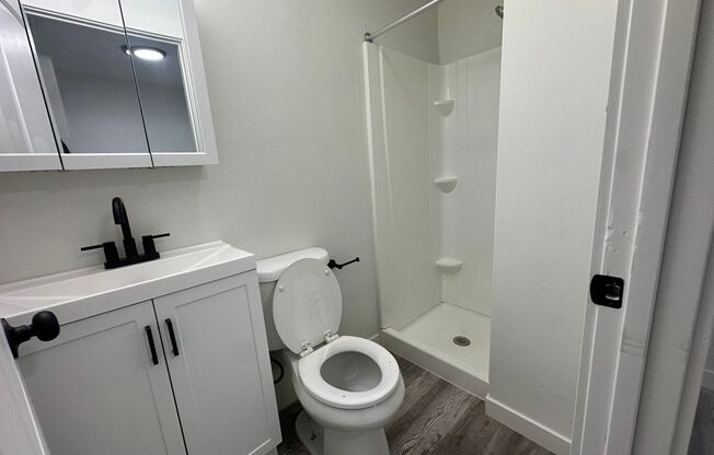 3 beds, 2 baths, $1,799, Unit 3165-A