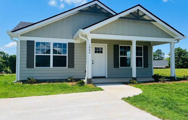 BRAND NEW 3 bedroom, 2 bath home in Lagrange! Must see!