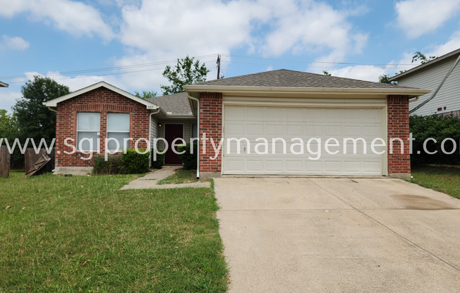 8005 MOSSTREE DR