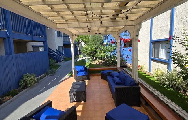 2 beds, 2 baths, 1,000 sqft, $3,295, Unit 209