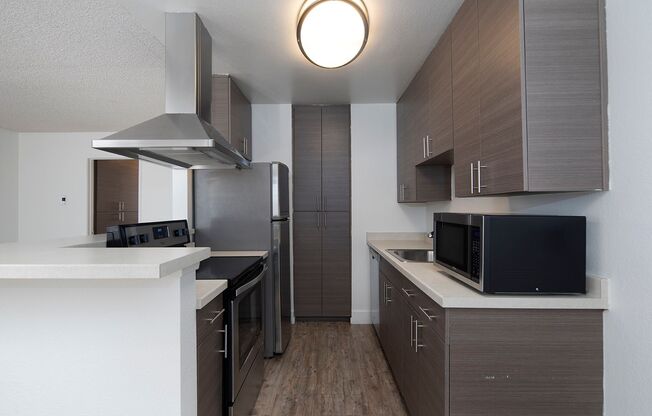 1 bed, 1 bath, 601 sqft, $2,495, Unit 65-02