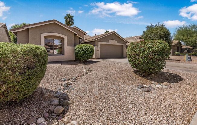 1593 E WILDHORSE PL