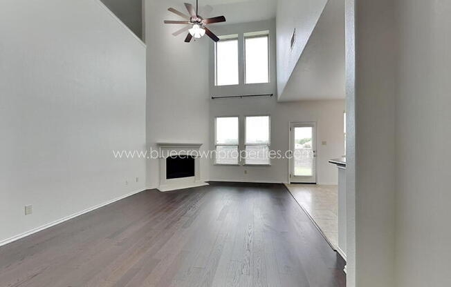 1211 ANTOINETTE DR