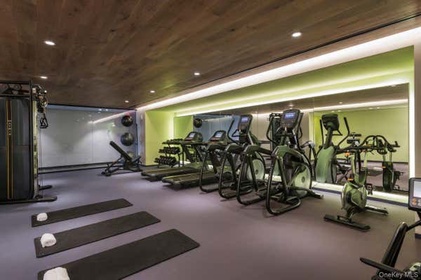 Studio, 1 bath, 500 sqft, $3,200, Unit 5B