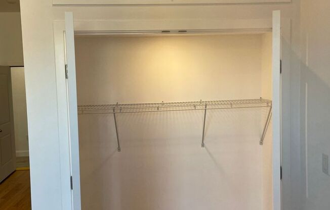 Studio, 1 bath, 400 sqft, $1,750, Unit 52-410