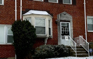 Charming 3 Bedroom Townhome in Loch Raven!