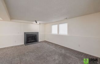 2 beds, 1 bath, $1,395