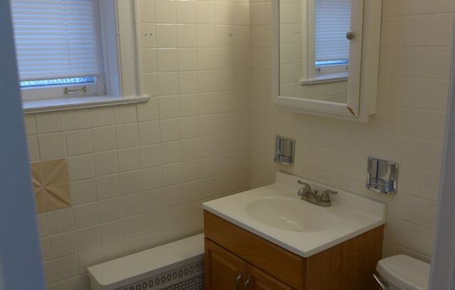 1 bed, 1 bath, 775 sqft, $1,495, Unit 212