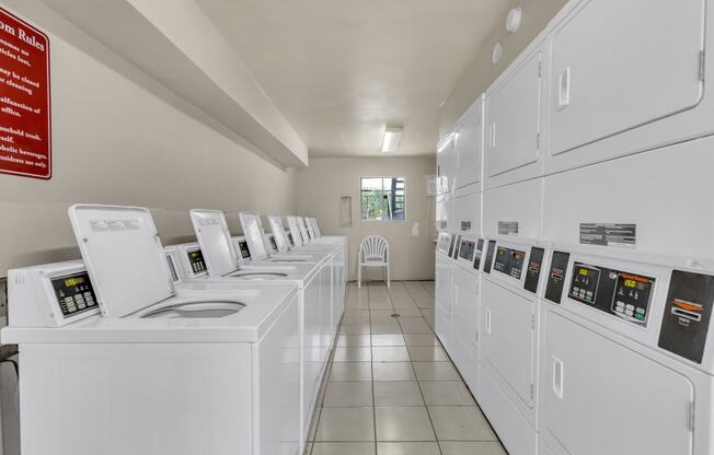 410 Heights | Laundry