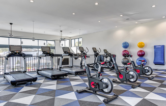 Arlington Heights Apartment Fitness Center | Residences at Arlington Heights