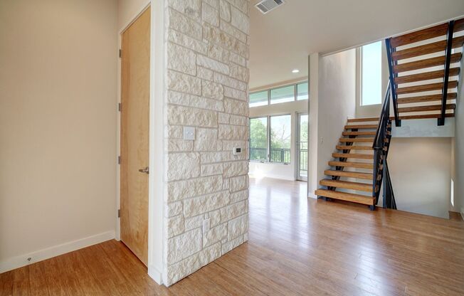 Ultra-Modern Home in Agave – Designer Finishes & Massive Yard