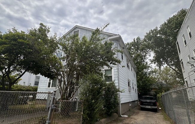 33 STOCKTON ST