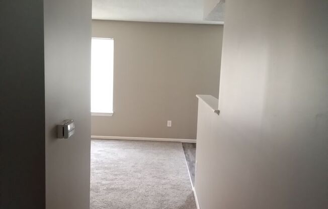 2 beds, 1 bath, 800 sqft, $1,000, Unit Unit A