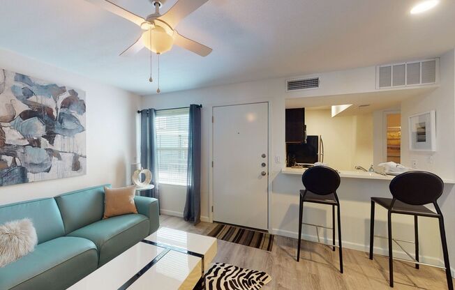 1 bed, 1.5 baths, 650 sqft, $1,375, Unit 208