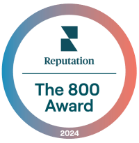 a white circle with the words reputation the 800 award