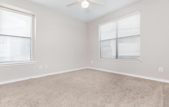 1 bed, 1 bath, 785 sqft, $1,255
