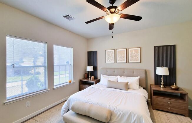 A spacious 4-bedroom, 2.5-bath home in Spring, offering a comfortable layout with plenty of room for family and entertaining. The home features generous living areas, well-sized bedrooms, and a functional kitchen. Enjoy the convenience of a desirable Spri