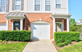 Great End Unit Townhome- Located in Mid-town Raleigh- Available July 15th!
