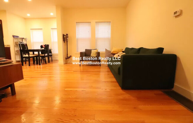 58 School St # 1