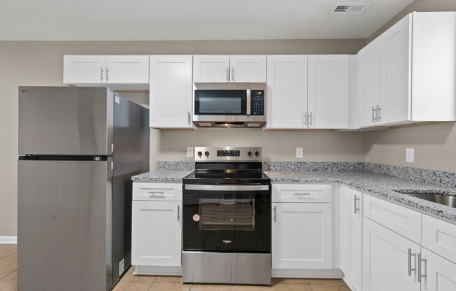 2 beds, 1.5 baths, 900 sqft, $995, Unit 644 1E