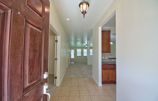 Stunning Single Story 3 Bed Home in Villages of Berry Creek