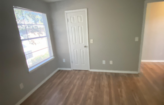 1 bed, 1 bath, 700 sqft, $800, Unit 623