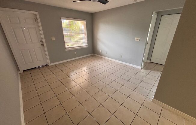 Move-In Ready 2BR First-Floor Condo Just Minutes from Jax Beach!