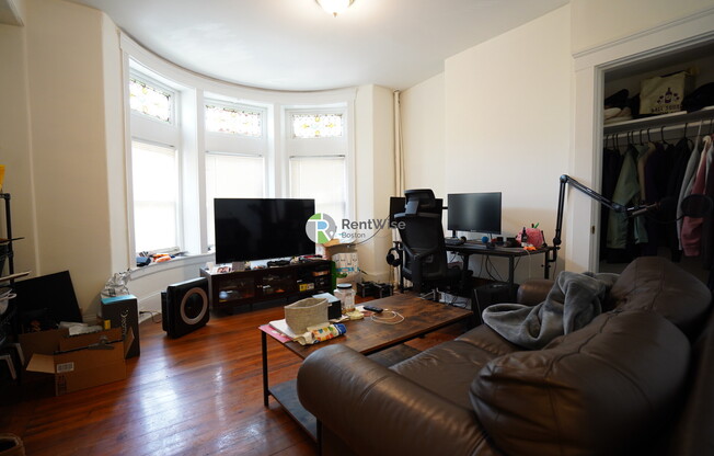 73 BRIGHTON AVE