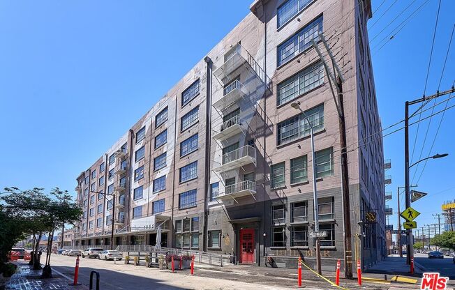 1 bed, 1 bath, 773 sqft, $3,100, Unit 302