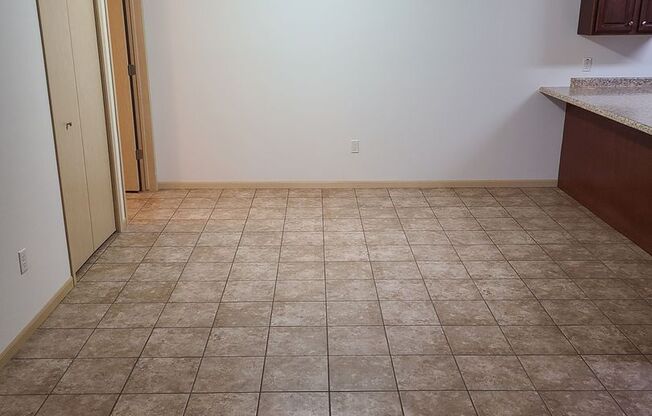 2 beds, 2 baths, 1,200 sqft, $1,495, Unit 3717-102