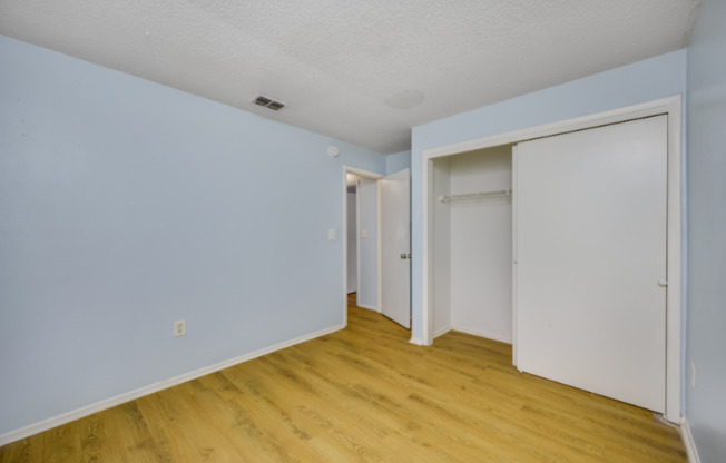 2 beds, 1 bath, $1,495