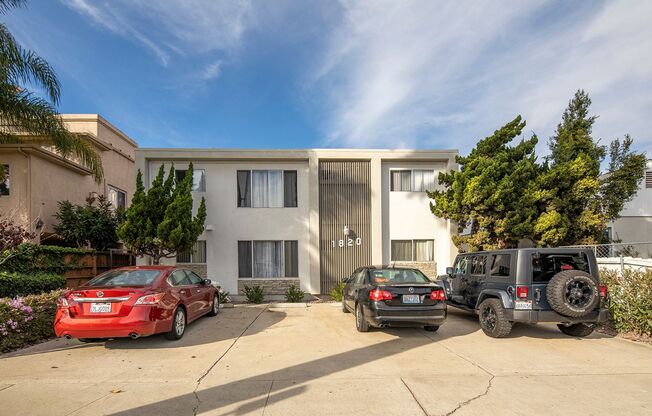 1820 Grand Avenue