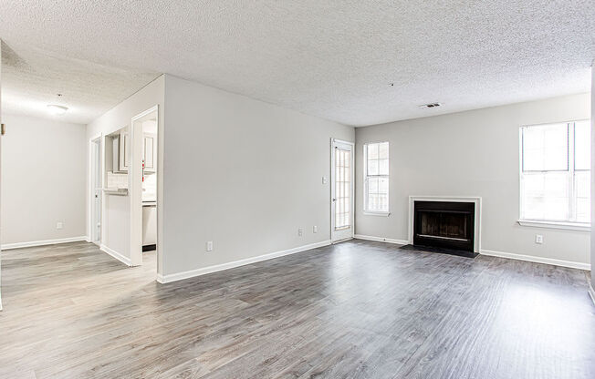 Vacant Living Area at Wildcreek, Clarkston