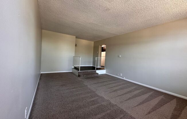 Studio, 1 bath, 400 sqft, $700, Unit 815