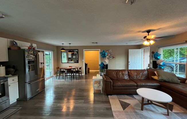 Modern Design 3 bedroom 2 bath home in traditional Orlando neighborhood. HUGE backyard with water views.