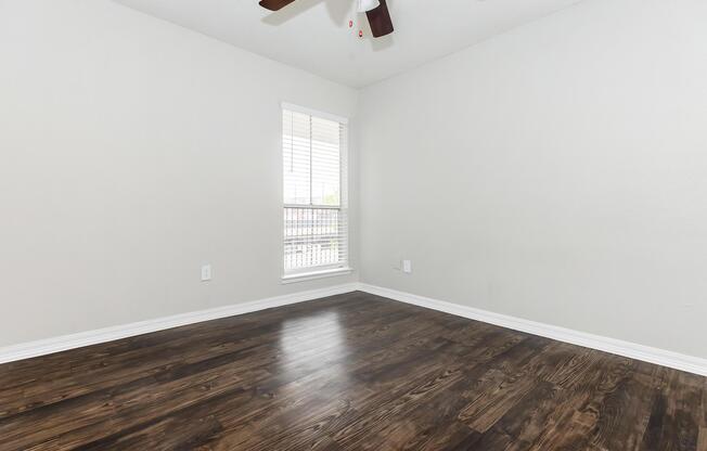 2 beds, 2 baths, 918 sqft, $1,239
