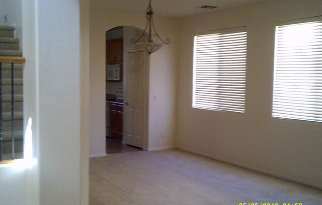 Spacious 5 Bedroom 3 Bathroom Home For Rent!! Tour and Apply within 48 Hours and Receive 4 Weeks Free Rent!!!