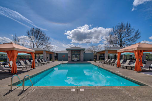 Resort style swimming pool at Kruseway Commons