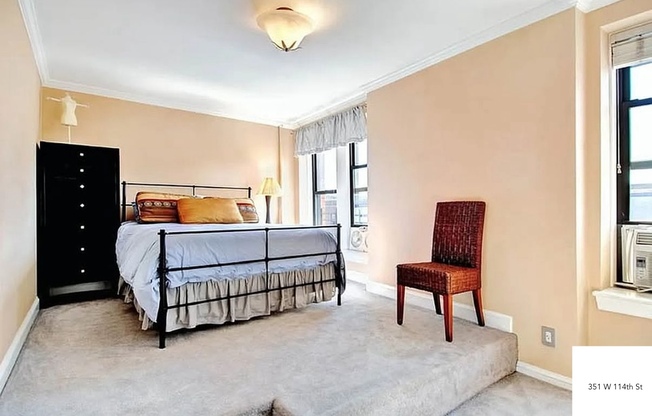 351 W 114 ST