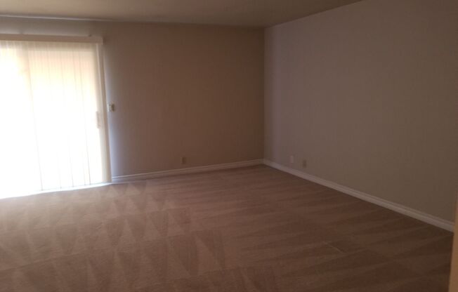 Beautiful 2 bedroom condo for Rent