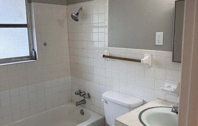 2 beds, 1 bath, $1,540