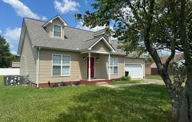 For Lease - 3 Bed, 2 Bath, 1400sqft Home in Murfreesboro