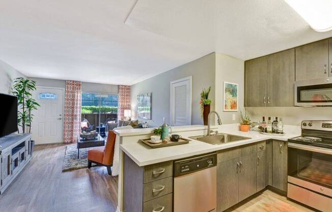 Sprawling Layouts, at Park Pointe, 2450 Hilton Head Place, CA