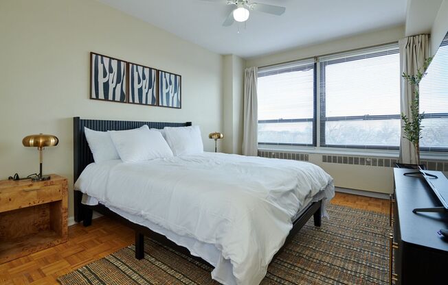 1 bed, 1 bath, 700 sqft, $2,250, Unit 418-0707