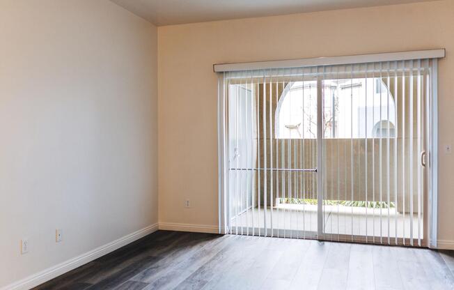 1 bed, 1 bath, 774 sqft, $1,650