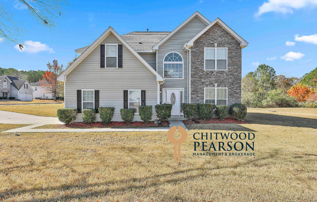 4BR Fairburn Rental in Quiet Community. Lawn Care Included!