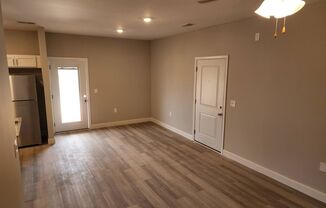 2 beds, 2 baths, 1,000 sqft, $1,200, Unit 2212 Hickory St Apt 113