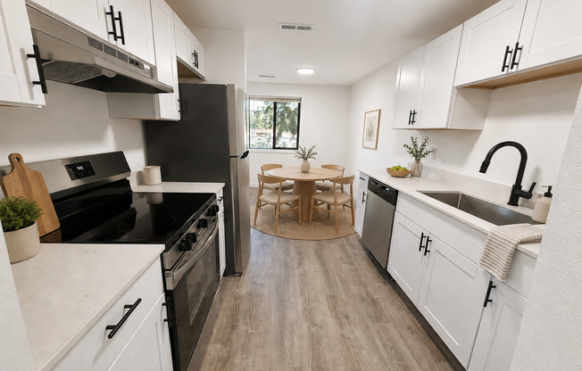1 bed, 1 bath, 730 sqft, $1,275, Unit 18-25