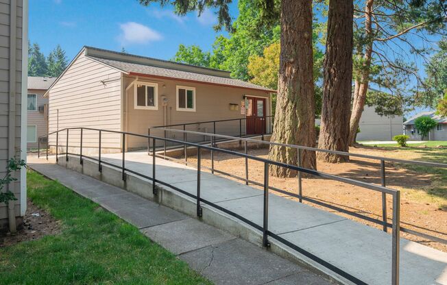 BRAND NEW Studio Apartment.  Flat Monthly Utility - A/C and More!