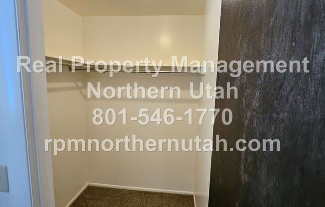 2 beds, 1 bath, $1,225, Unit Unit 29